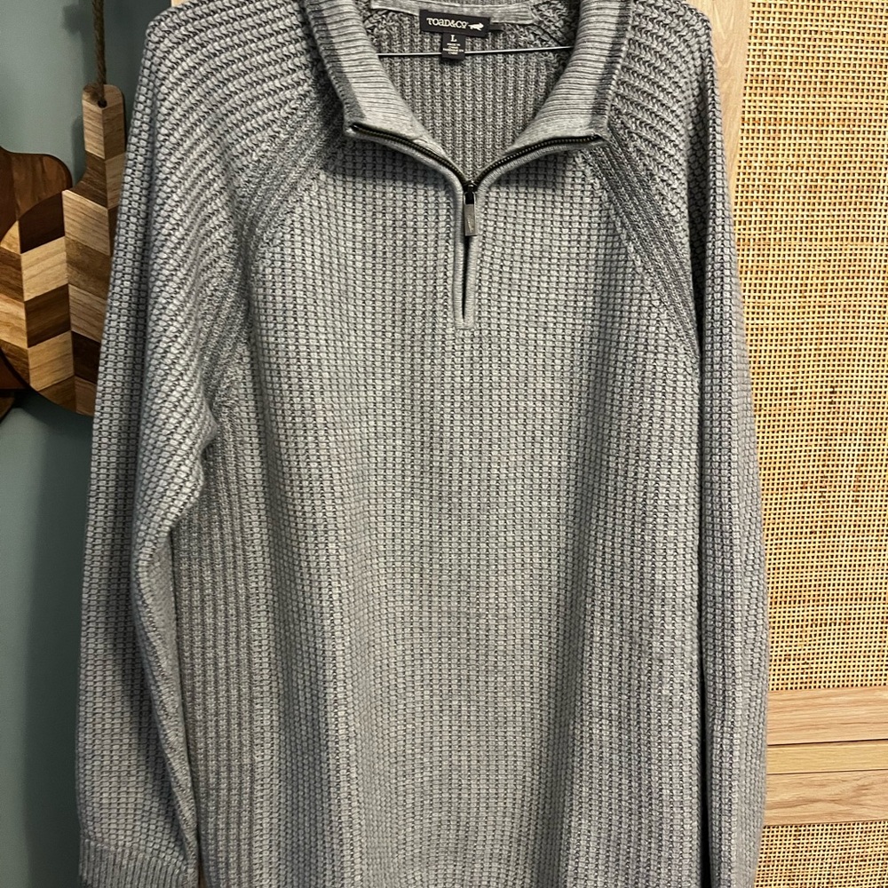 Toad&Co Men's Gray Quarter Zip-Up Sweater (lambswool) SO soft! Size Large
